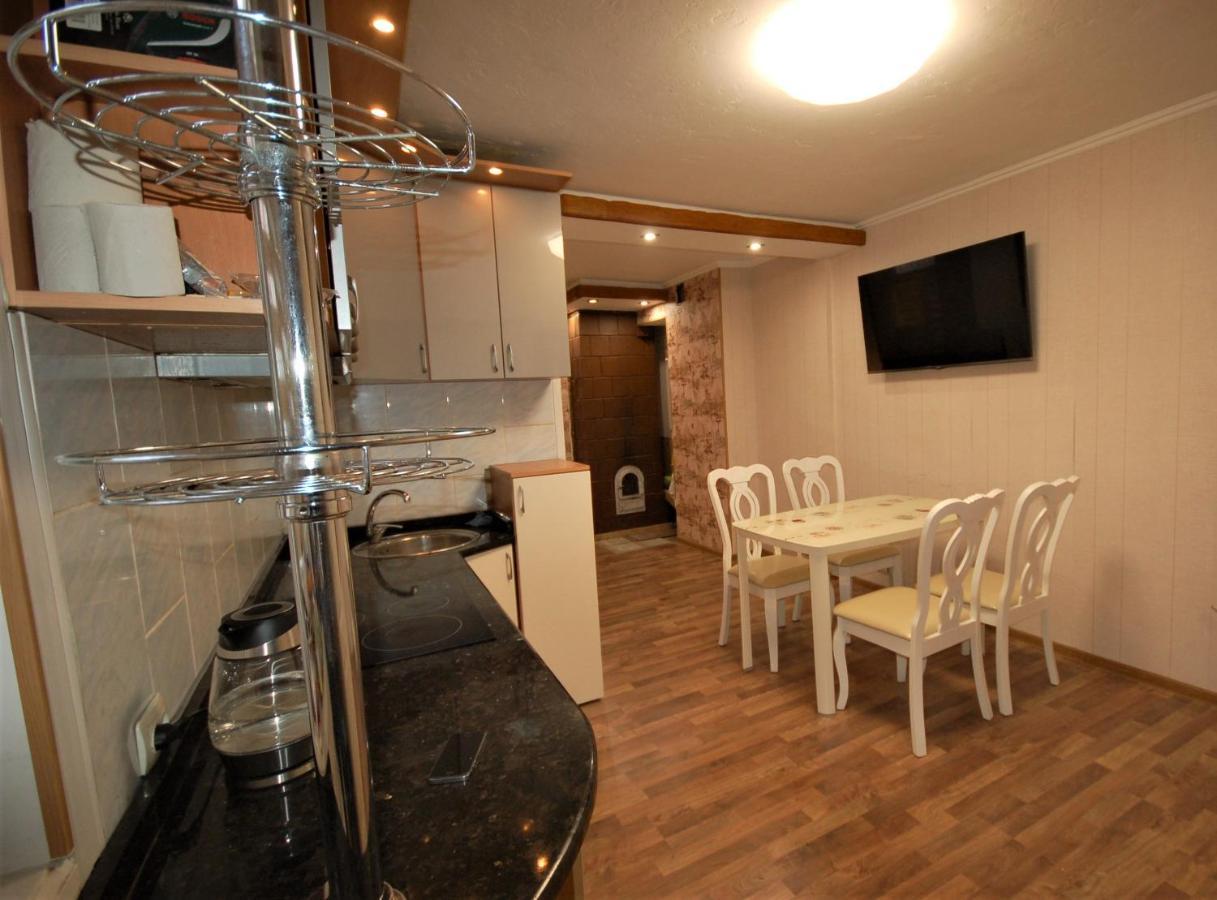 Ludvika Elegance Apartment Liepāja Kültér fotó
