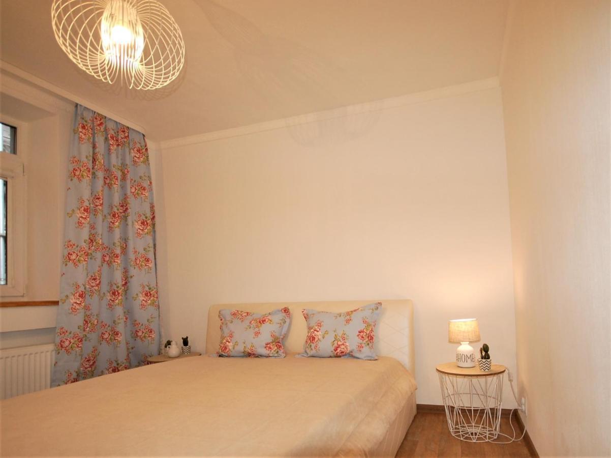Ludvika Elegance Apartment Liepāja Kültér fotó